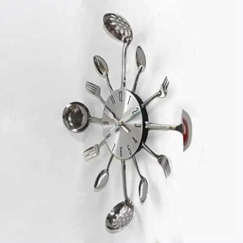 pendule métallique 3d argent: horloge de cuisine design avec effet miroir et décor fourchette cuillère, autocollant amovible