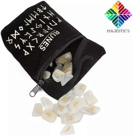 runes viking divinatoires en pierre de lune naturelle de majestic pack prêt à utiliser avec sac noir & ebook (pdf)
