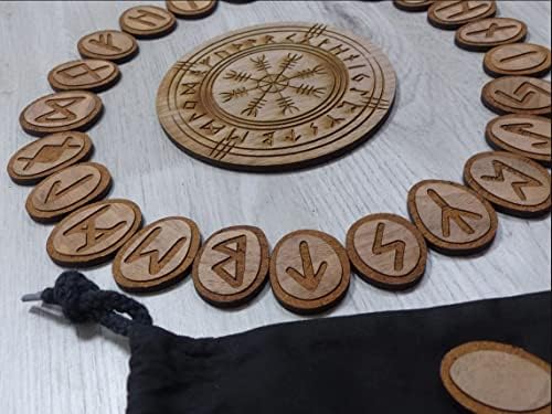runes divinatoires en bois noyer 'vegvísir' lot de 25 pièces haute qualité