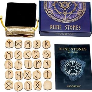 runes divinatoires wiccstar en bois naturel ensemble de 25 avec sac, mise en page et parchemin d'interprétation